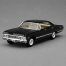 Miniatura Chevrolet Impala 1967 Kinsmart 1:43 em Metal – Portas Abríveis